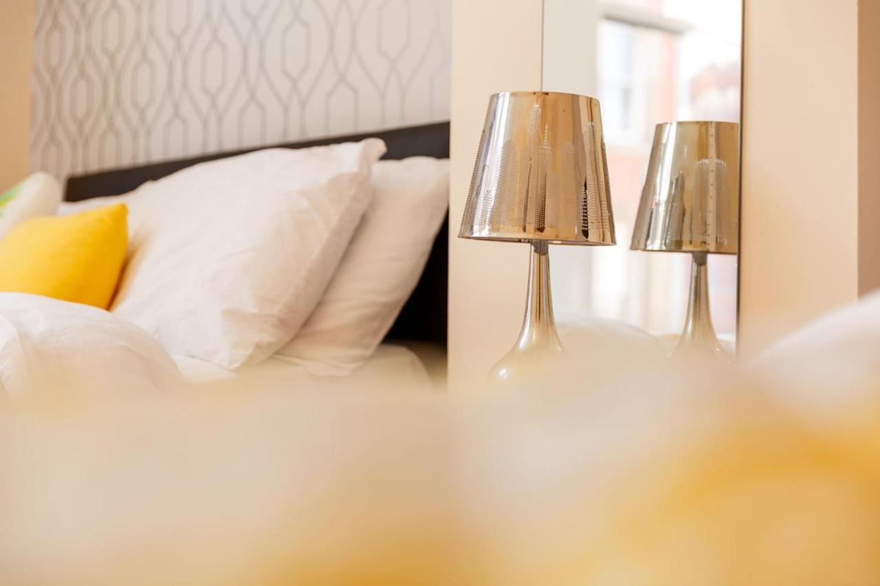 Liverpool Centre Sleeps 16 Stunning