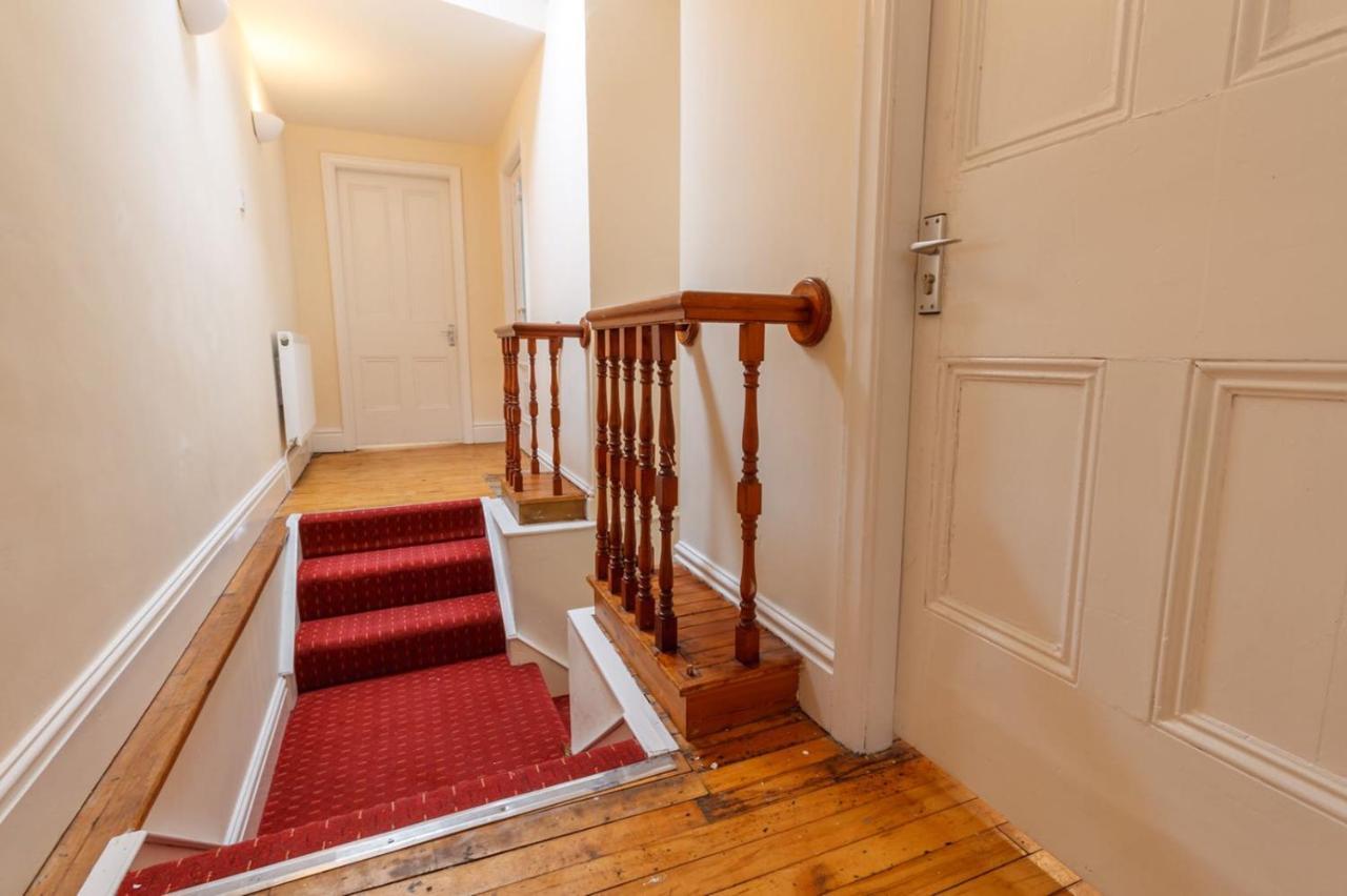 Liverpool Centre Sleeps 16 Stunning Apartment *